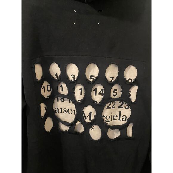 Maison Margiela Hole Punch Distressed Logo Black Pullover Hoodie Sz 40 or Medium - Picture 2 of 9